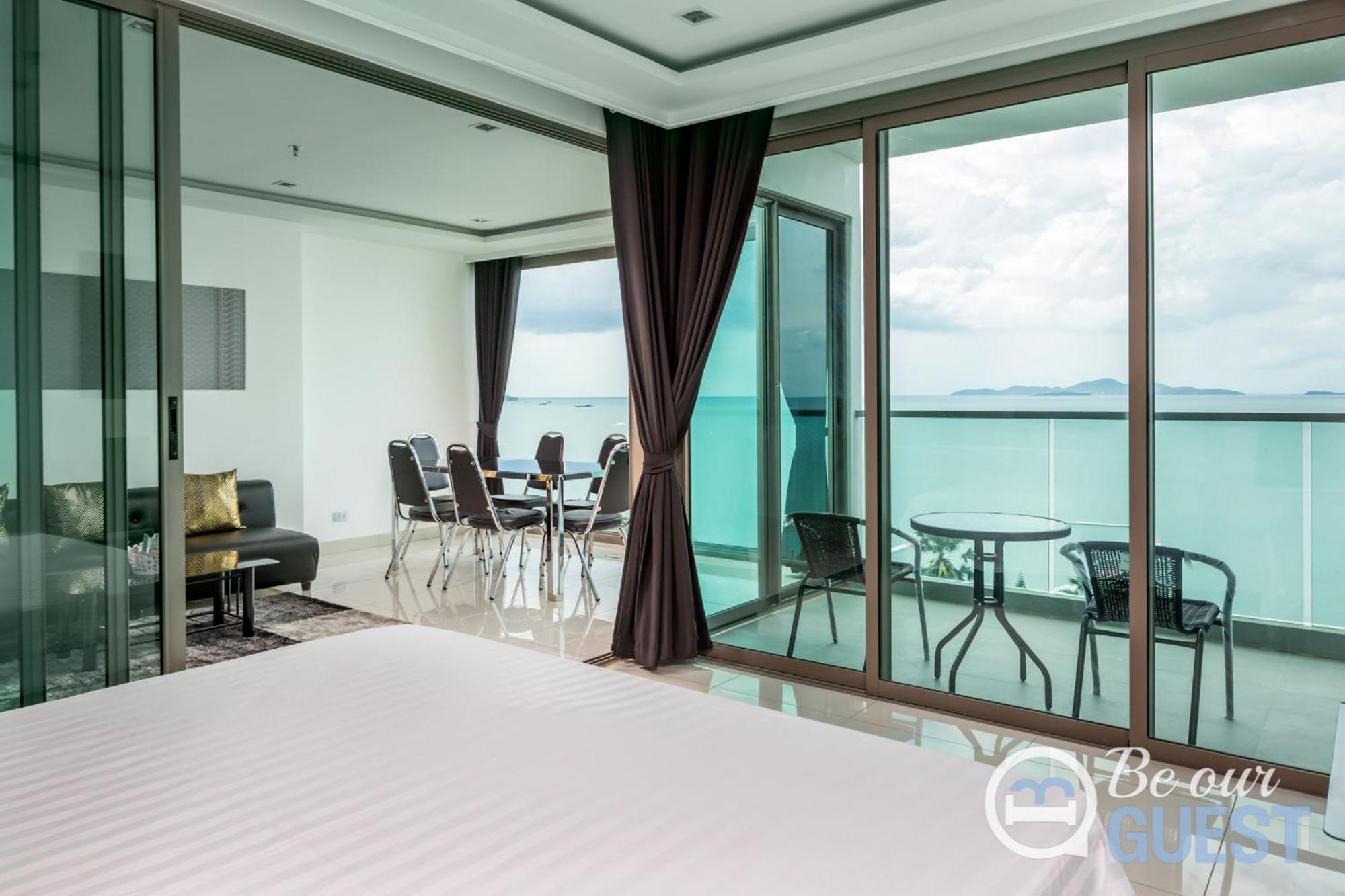 Stunning Sea View Condo On The Beach - Monthly Stay Pattaya Exteriör bild